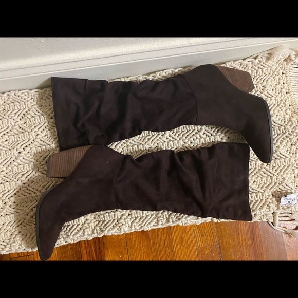 Block heeled boots - Picture 4 of 4